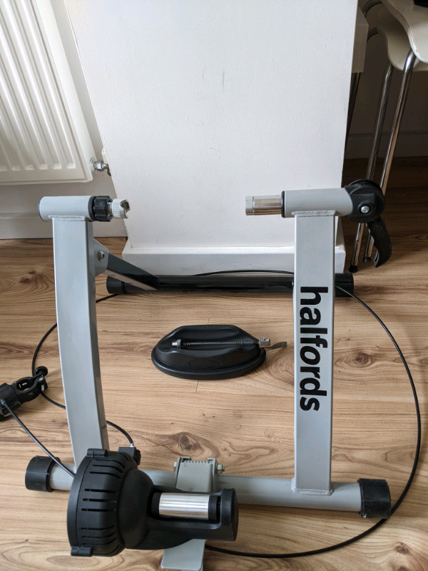 Halfords Turbo Trainer | in Sheffield 